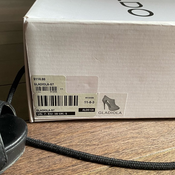 ALDO Gladiola Platform Heels. Size 7.5 (EU 38). Black. - Picture 4 of 13